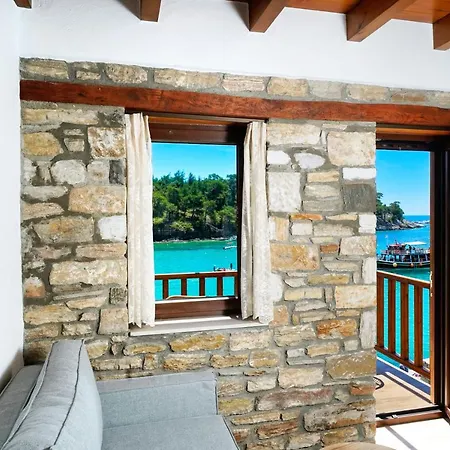 Apartamento Evilion Alikí